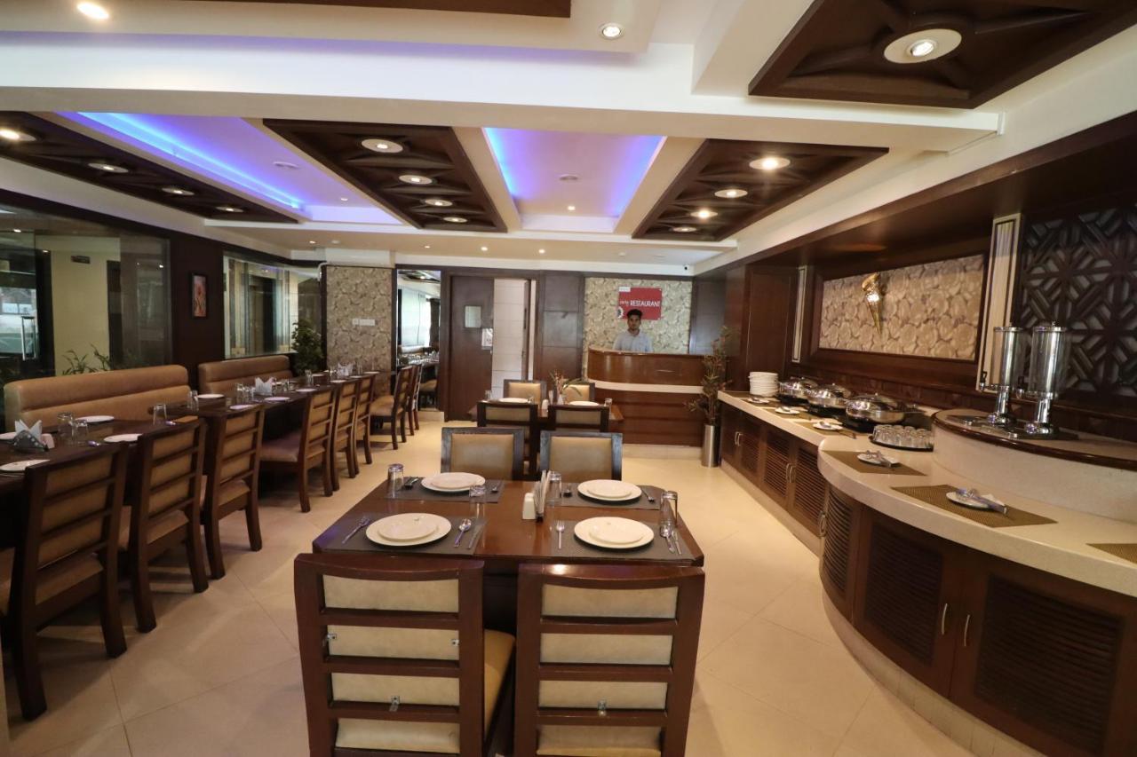 Crestmont Ashapurna Jaipur, Banipark Exterior foto
