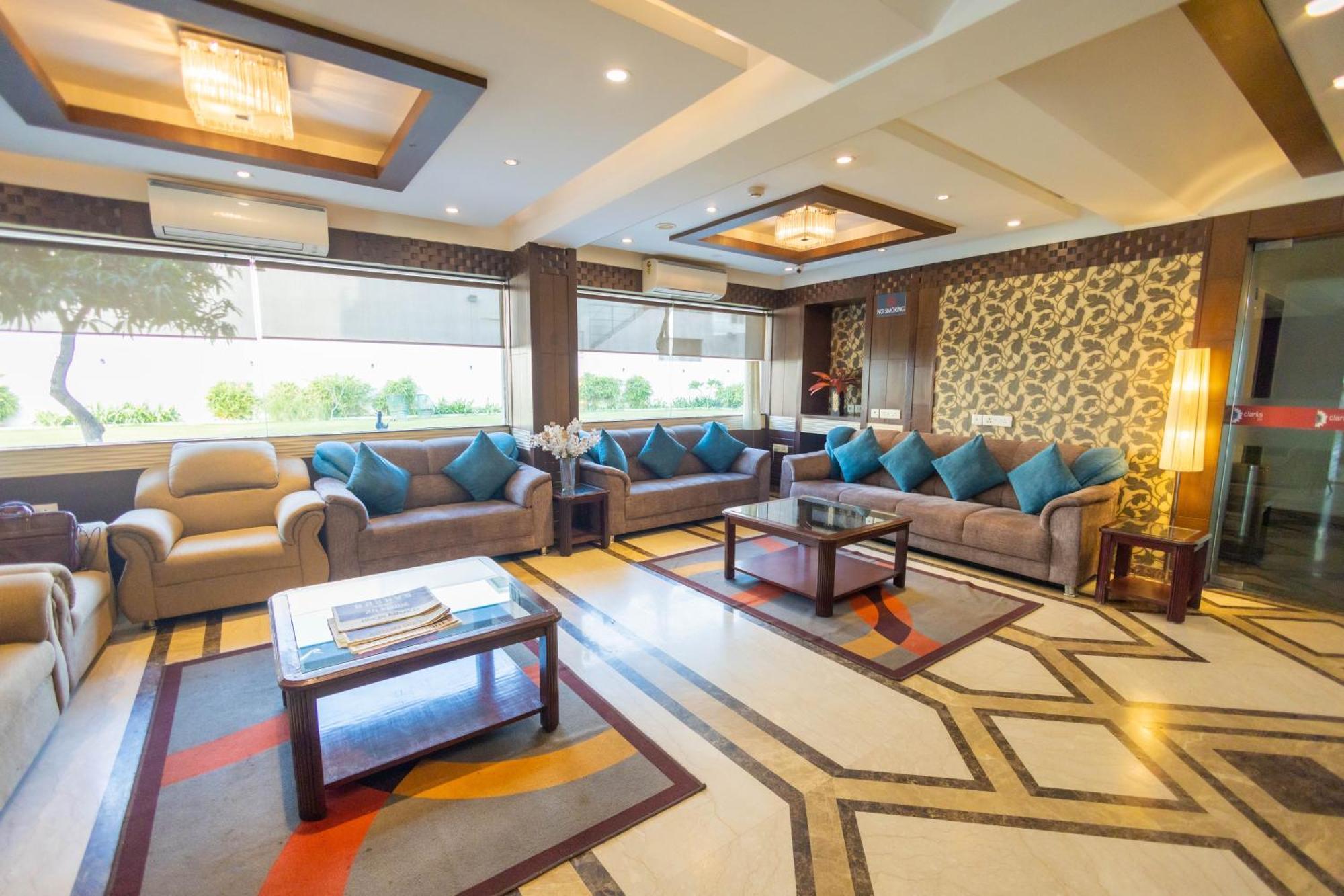 Crestmont Ashapurna Jaipur, Banipark Exterior foto