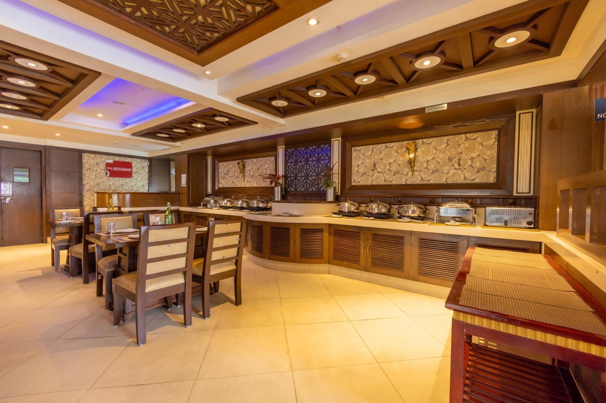 Crestmont Ashapurna Jaipur, Banipark Exterior foto