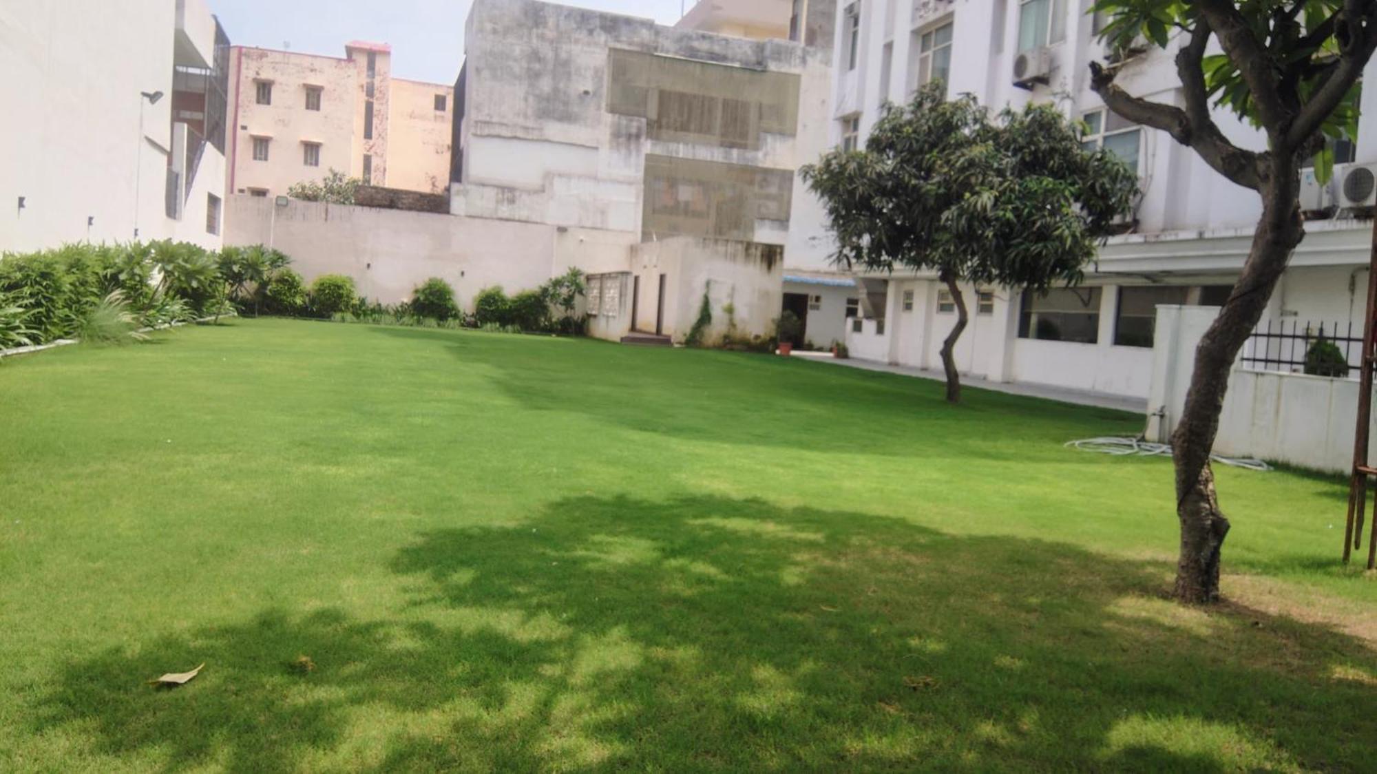 Crestmont Ashapurna Jaipur, Banipark Exterior foto